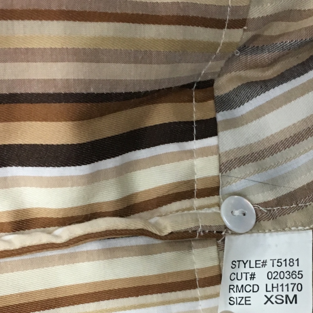 Laundry/Top - image 8